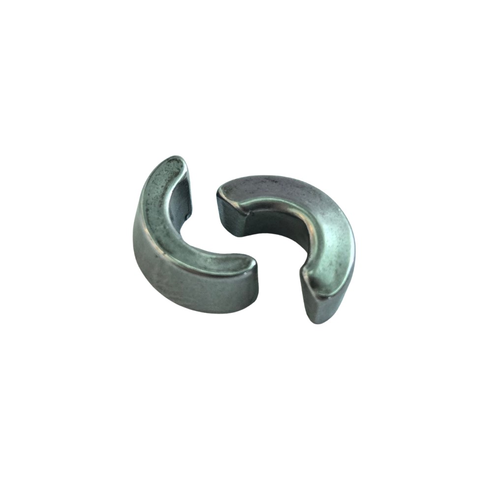 Lai Kam Wah Sdn. Bhd. Specialist in VW Aircooled Parts - 111109651 - Retainer Clip 